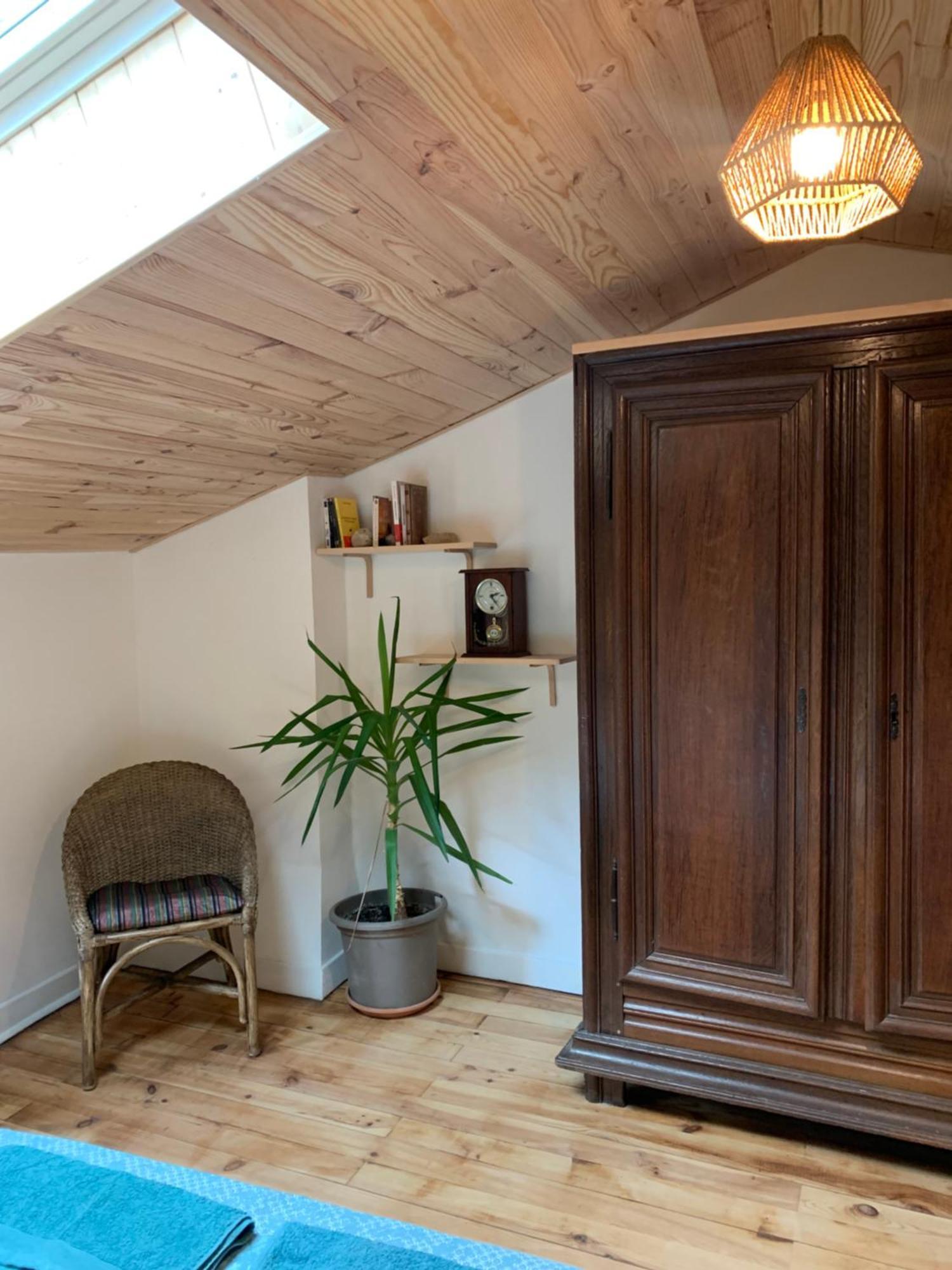 Les Favouilles - Gite & Chambres D Hotes Dauphin Exterior photo